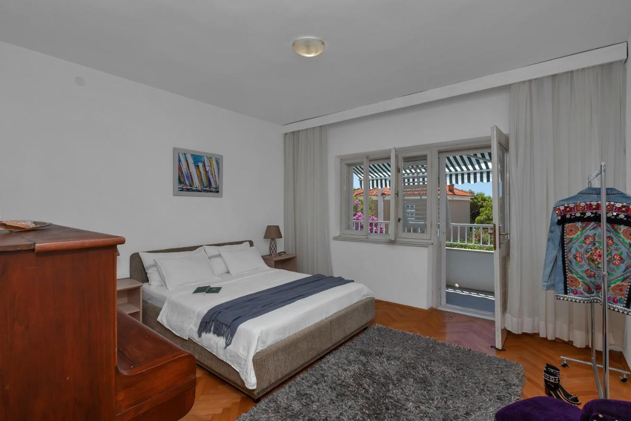 Beach Apartments Makarska Esterno foto